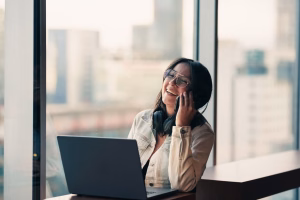 Fireline Communications - woman talking on phone using VOIP for business